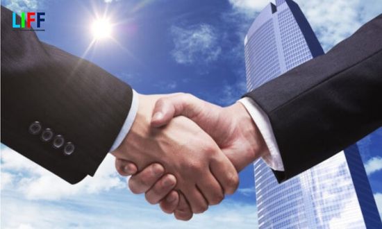 Những mặt h&agrave;ng bạn n&ecirc;n vận tải bằng đường biển